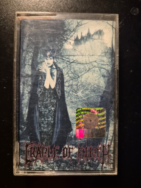 CRADLE OF FILTH- Dusk And Her Embrace