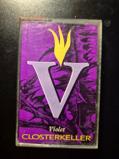 CLOSTERKELLER- Violet