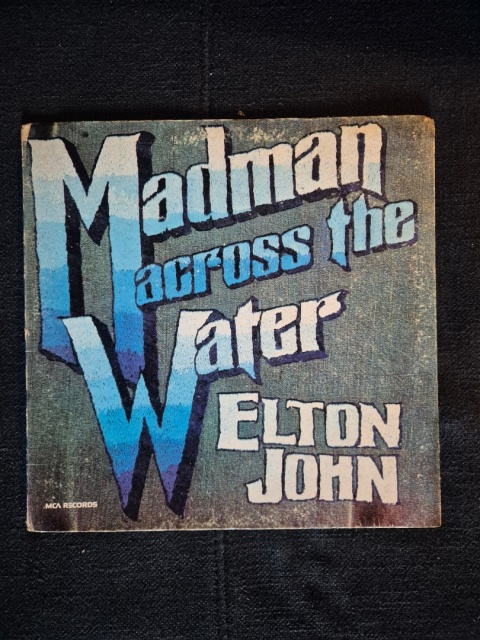 ELTON JOHN- Madman Across The Water