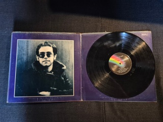 ELTON JOHN- Madman Across The Water