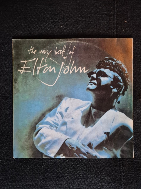 ELTON JOHN- The Very Best Of