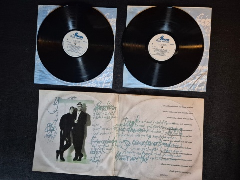 ELTON JOHN- The Very Best Of