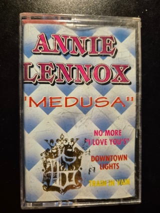 ANNIE LENNOX- Medusa